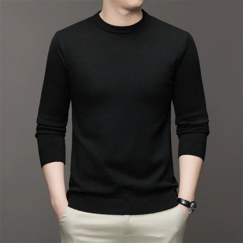 Men's Round Neck Long Sleeved Solid Color Sweater