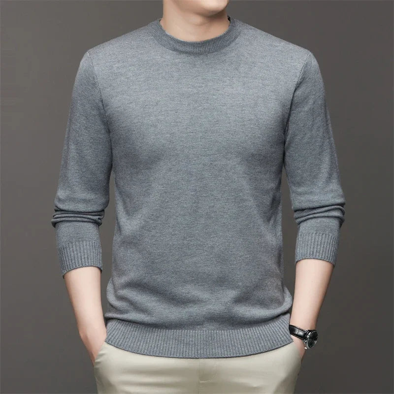 Men's Round Neck Long Sleeved Solid Color Sweater