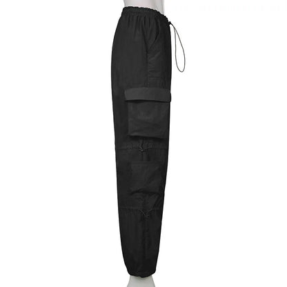 American street style design with multiple pockets