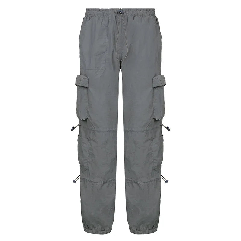American street style design with multiple pockets
