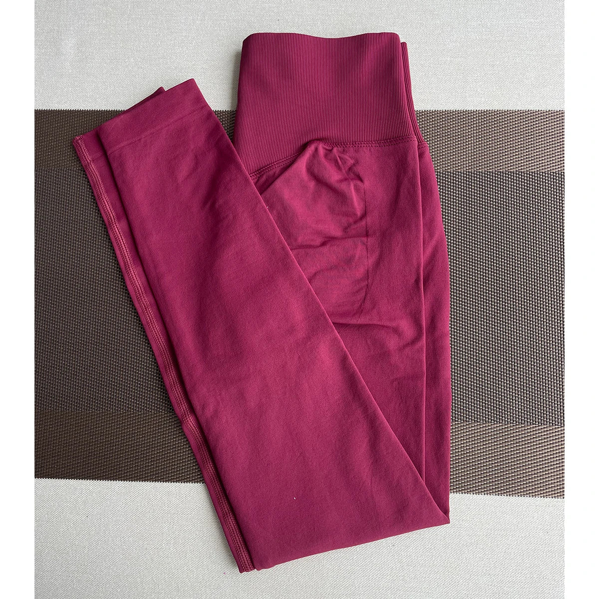 High-End Women’s Training Tights