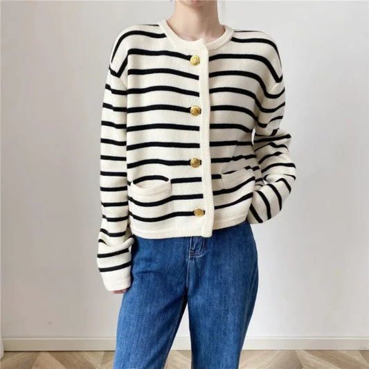 Women's winter single -row metal buckle pocket sweater cardigans
