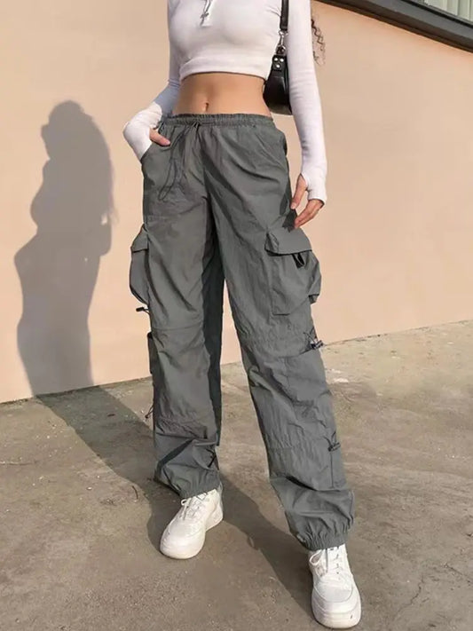 American street style design with multiple pockets