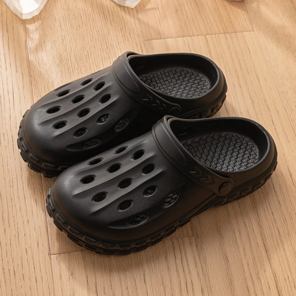 Unisex Non-Slip Outdoor Slippers